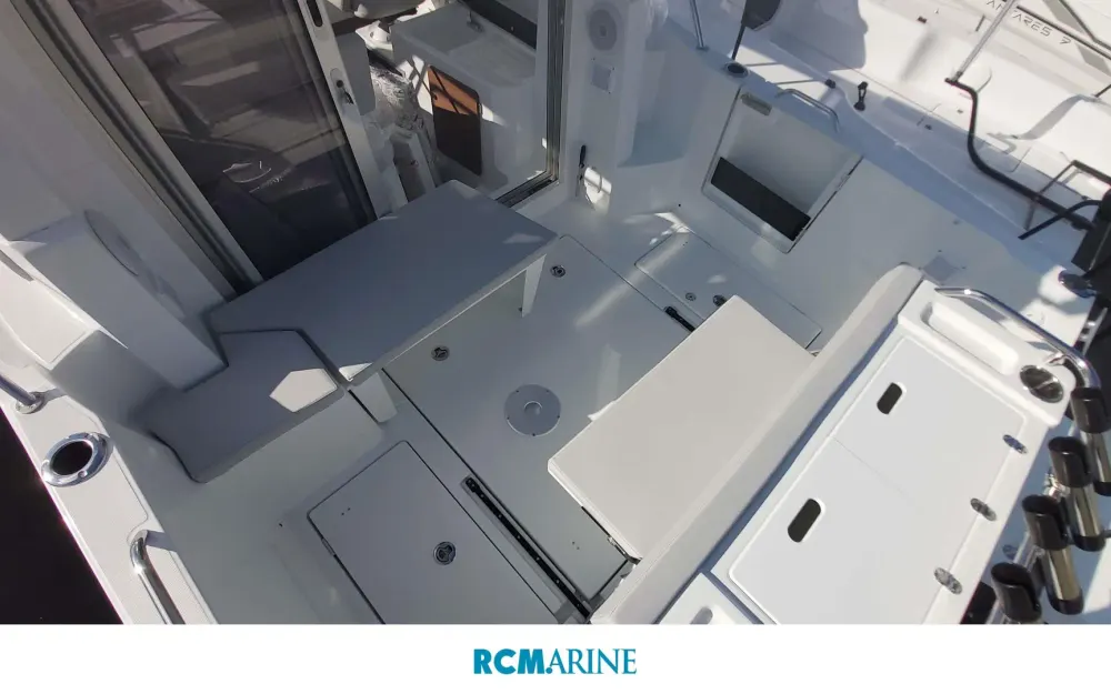 slider 5 Beneteau Antares 8 OB V2