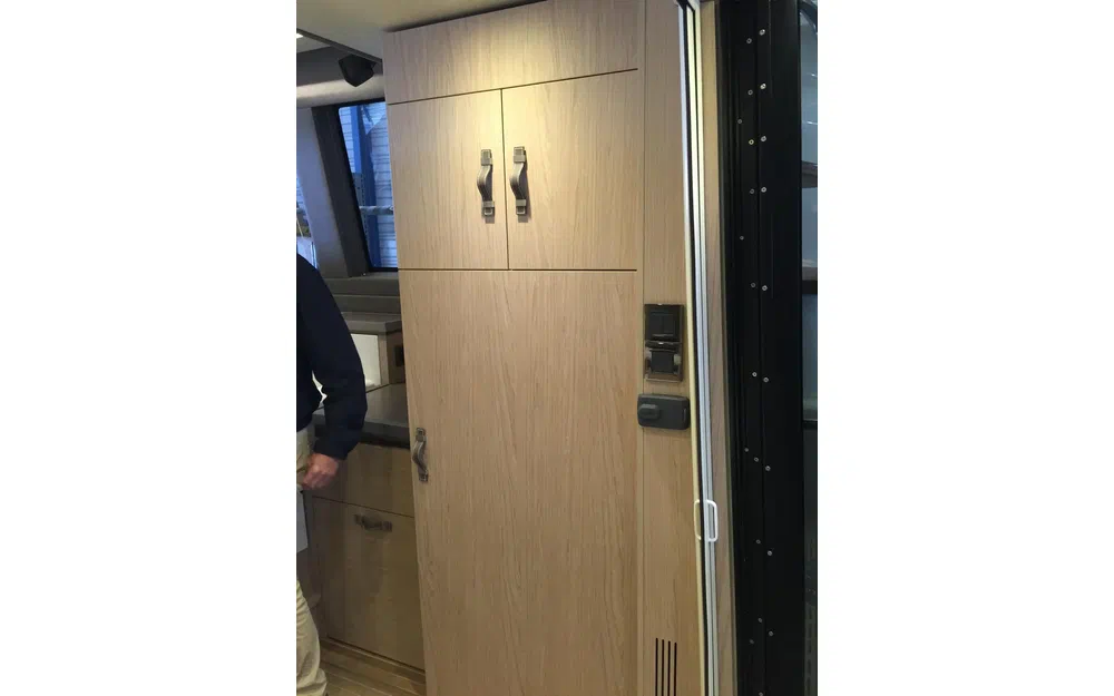 slider 11 Beneteau Monte Carlo 5 S