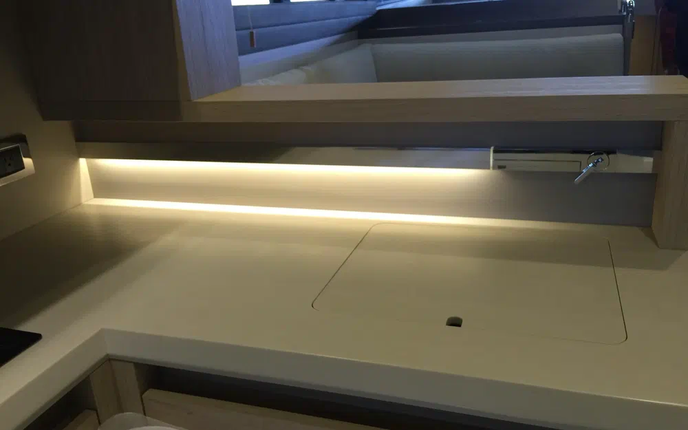 slider 3 Beneteau Monte Carlo 5 S