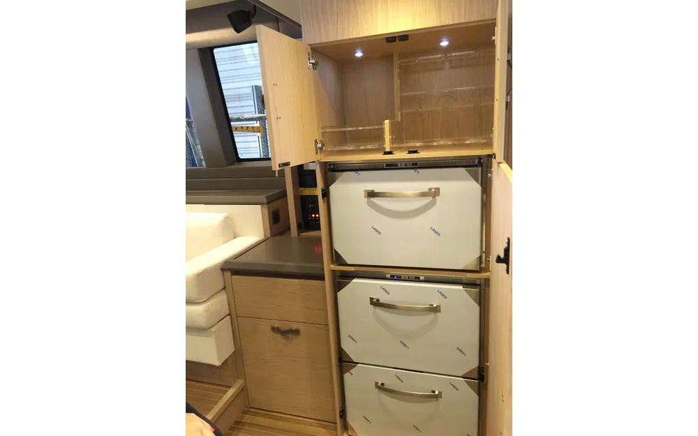 slider 12 Beneteau Monte Carlo 5 S