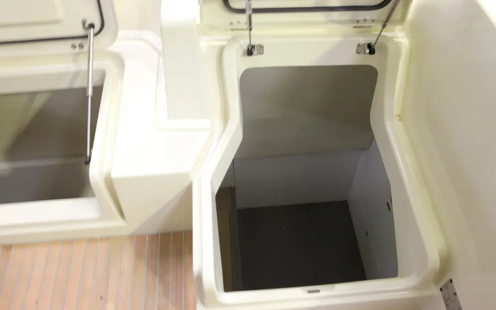 slider 18 Beneteau Monte Carlo 5 S