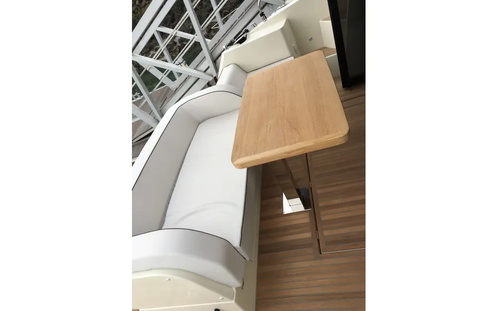 slider 4 Beneteau Monte Carlo 5 S