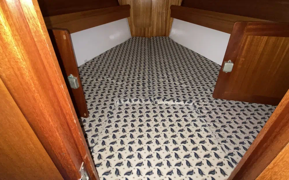 slider 9 Dufour 32 Classic