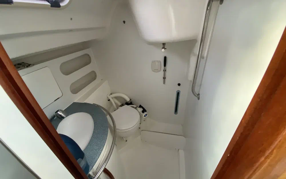 slider 10 Dufour 32 Classic