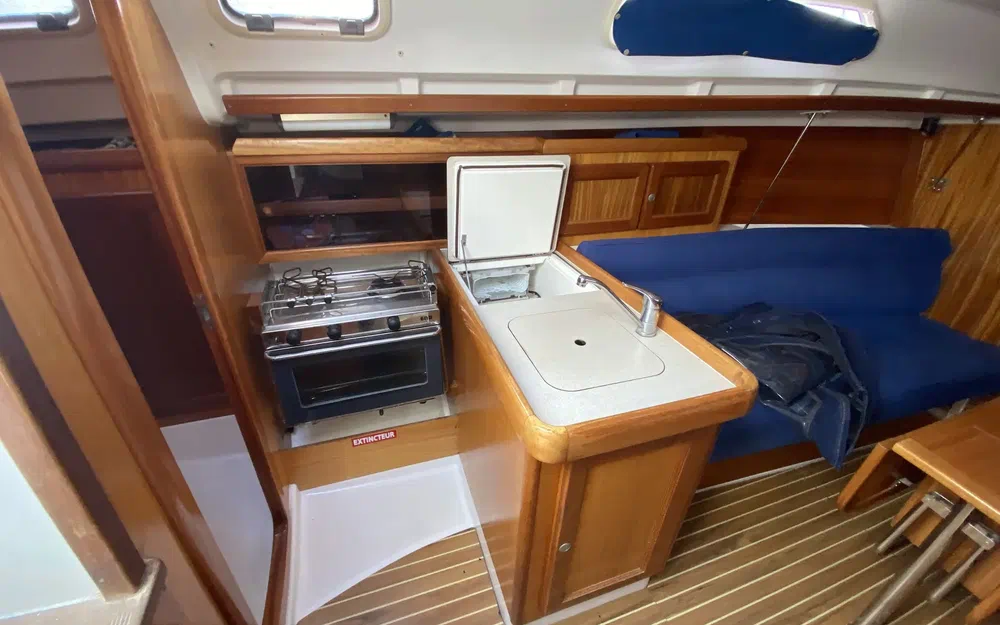 slider 7 Dufour 32 Classic