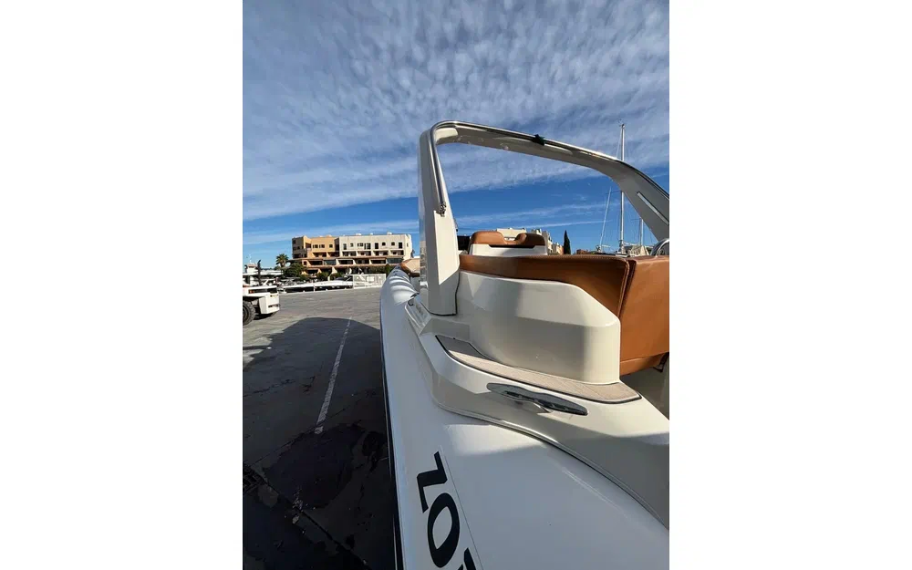 slider 11 Zodiac Medline 9