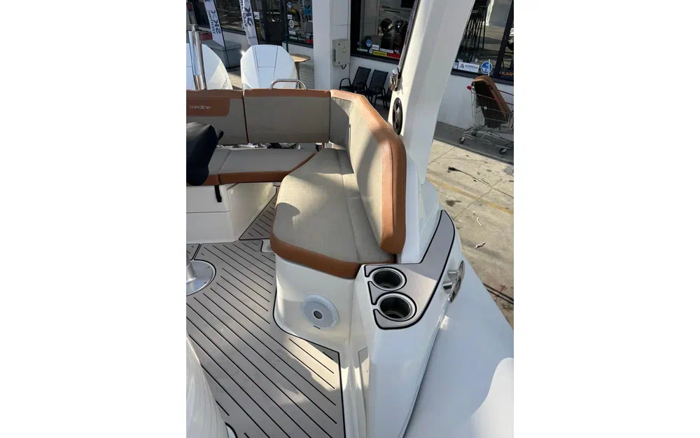 slider 8 Zodiac Medline 9