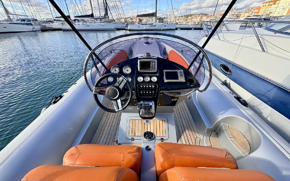 slider 7 Neptys First Life 27