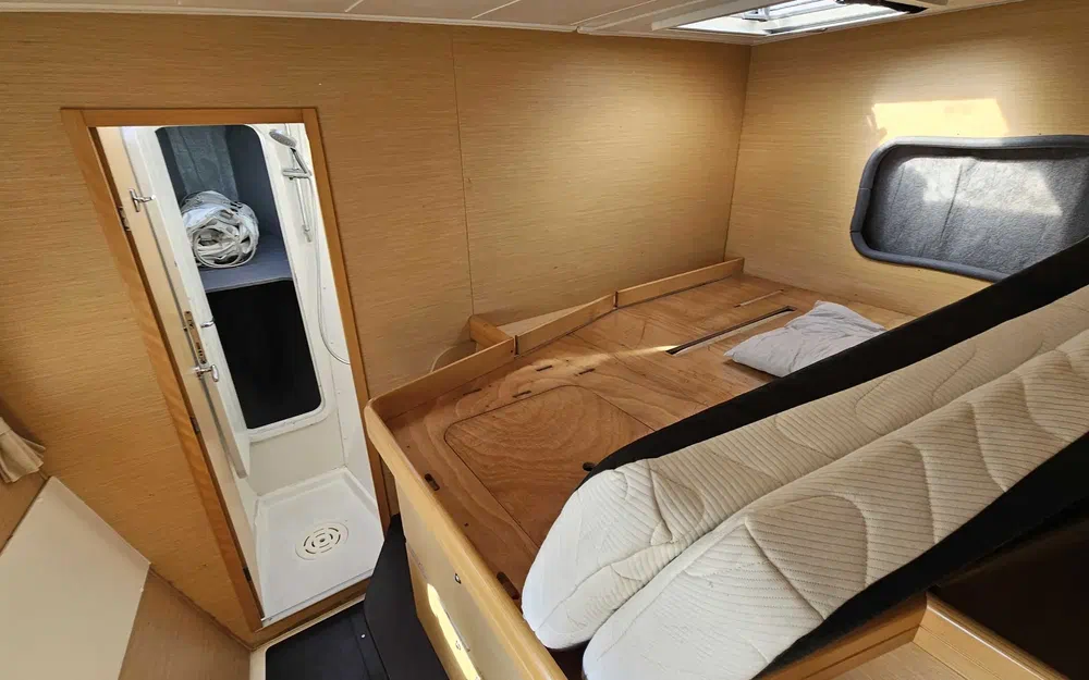 slider 11 Lagoon 420