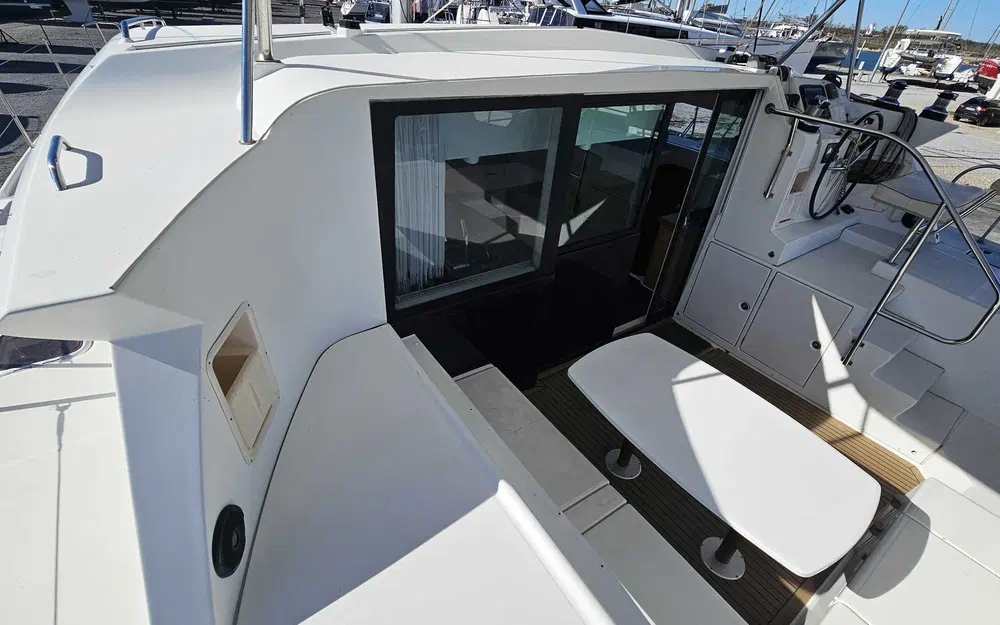 slider 12 Lagoon 420