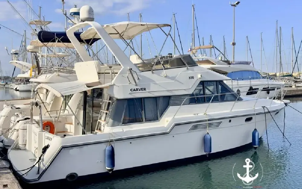 slider 0 Carver  370 Voyager