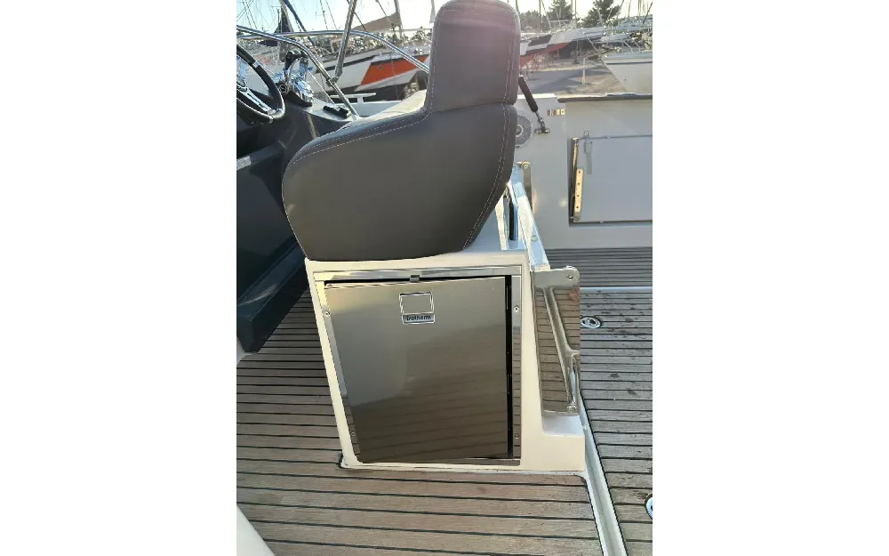 slider 5 Beneteau Flyer 8.8 SUNdeck