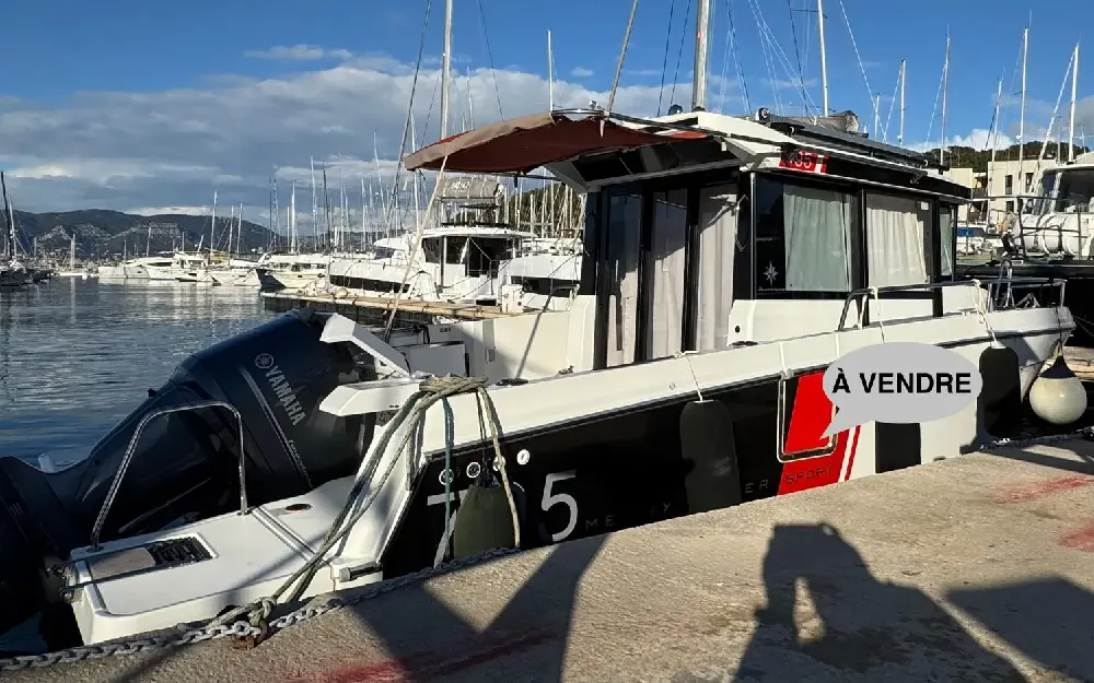 slider 0 Jeanneau Merry Fisher