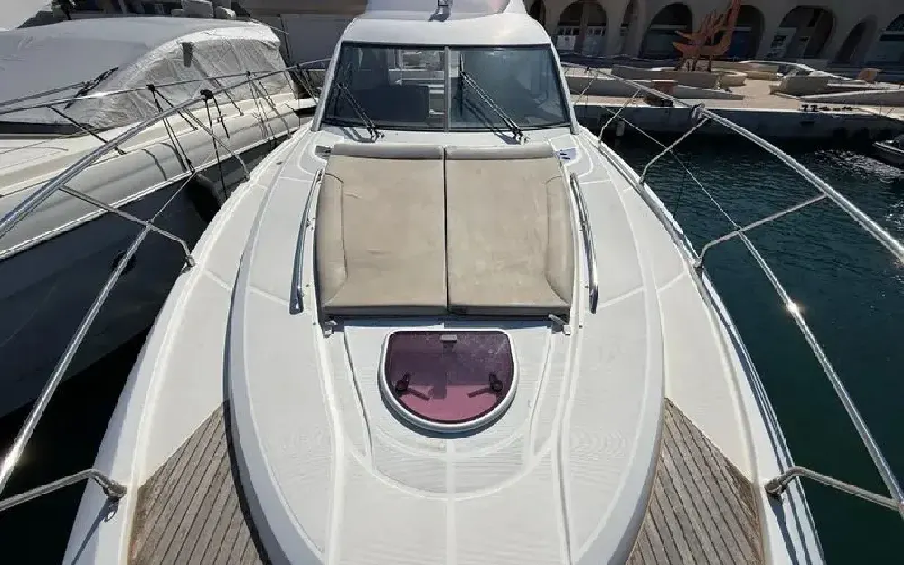 slider 16 Beneteau Gran Turismo 49 Fly