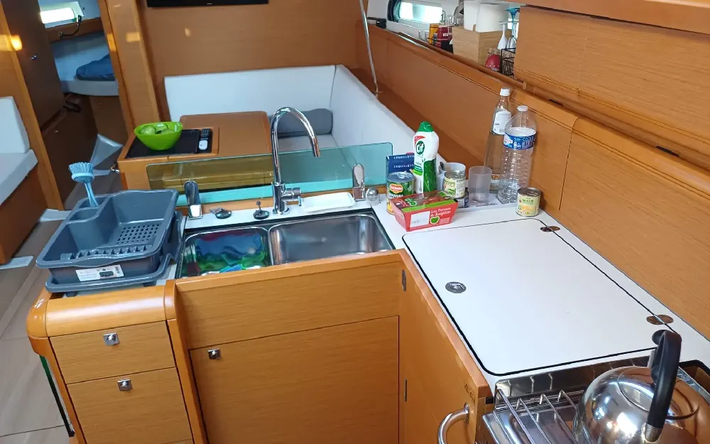 slider 1 Jeanneau Sun Odyssey 419