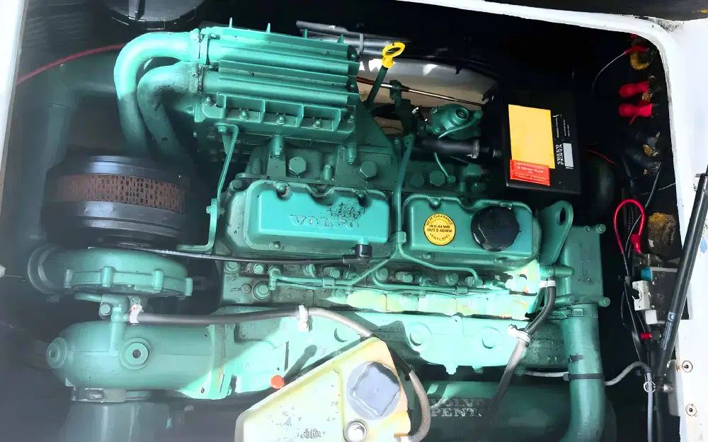 slider 3 Beneteau Antares 7