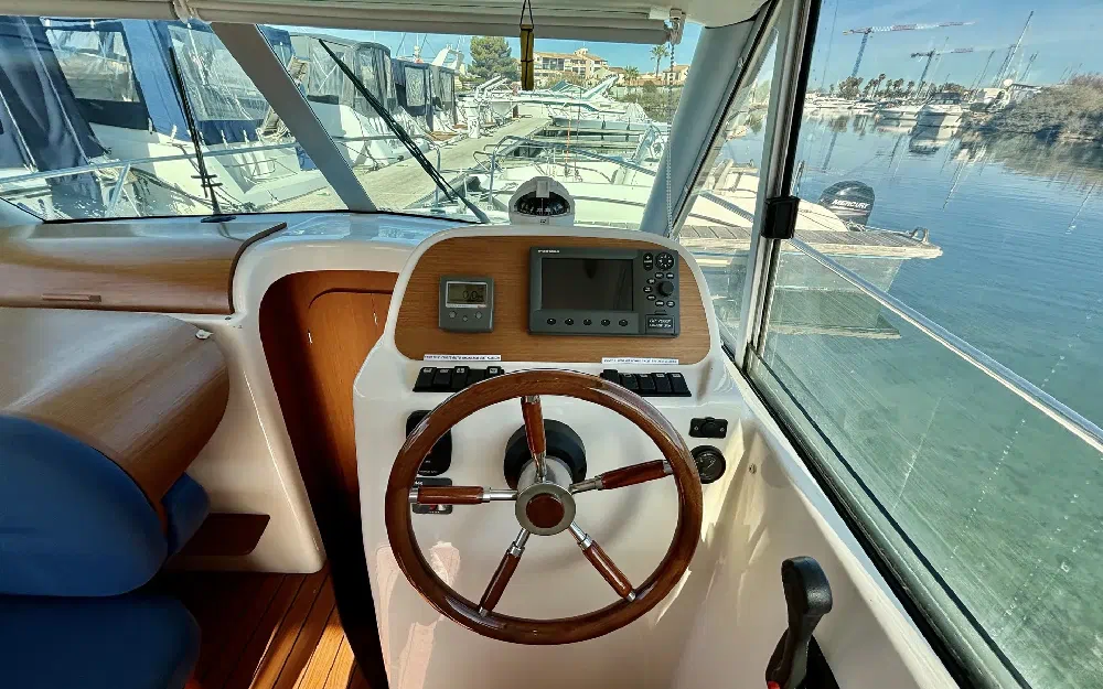 slider 14 Jeanneau Merry Fisher 805