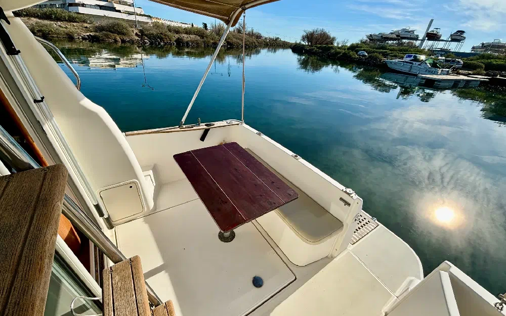 slider 4 Jeanneau Merry Fisher 805