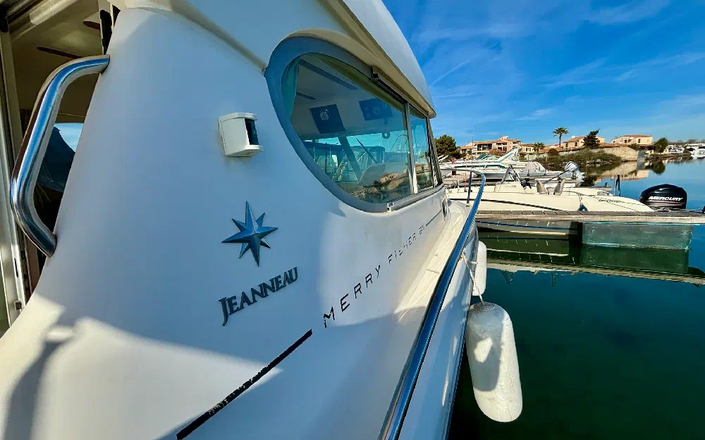 slider 8 Jeanneau Merry Fisher 805