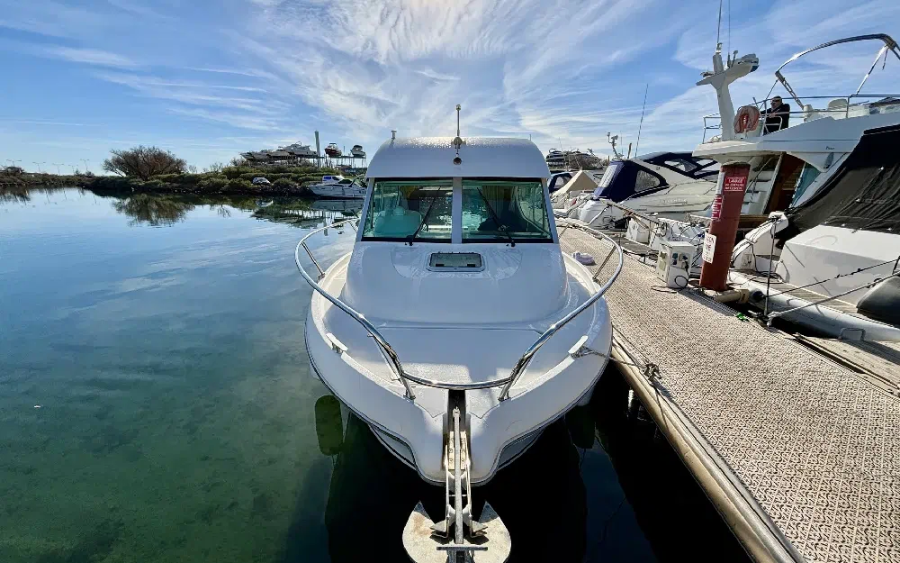 slider 1 Jeanneau Merry Fisher 805