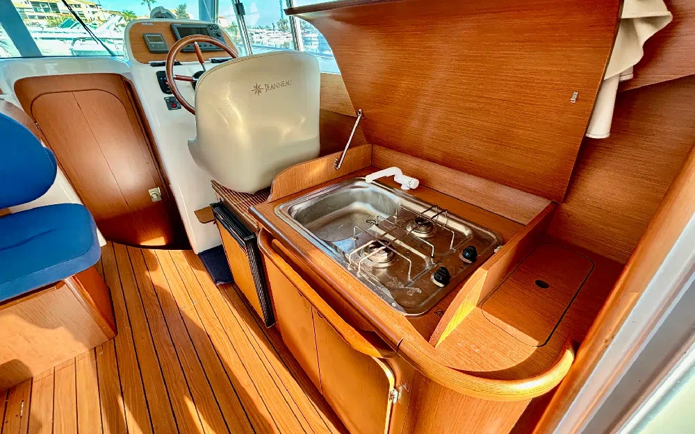 slider 18 Jeanneau Merry Fisher 805