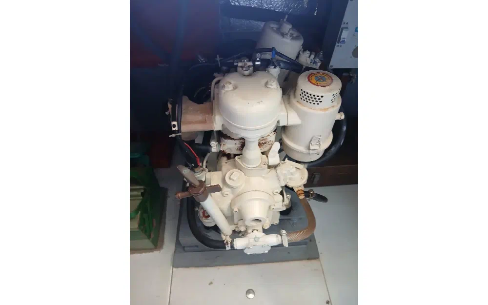 slider 13 Guy Couach  1200