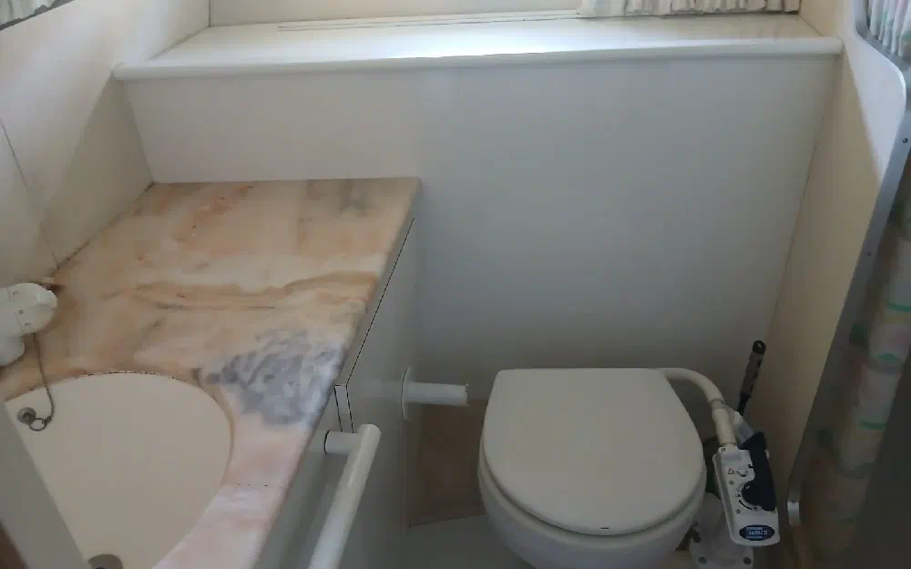 slider 12 Guy Couach  1200