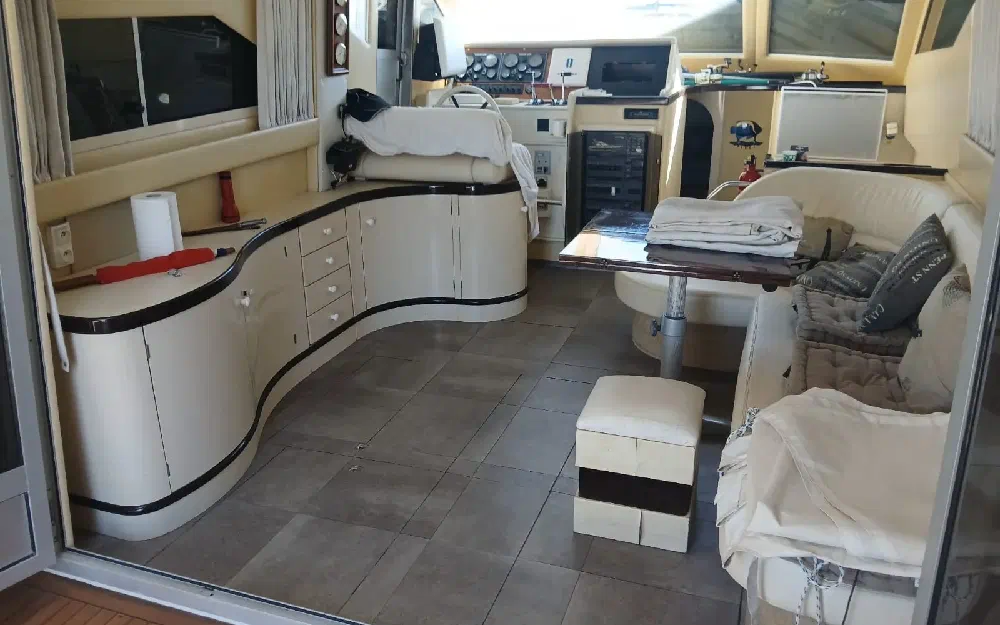 slider 5 Guy Couach  1200