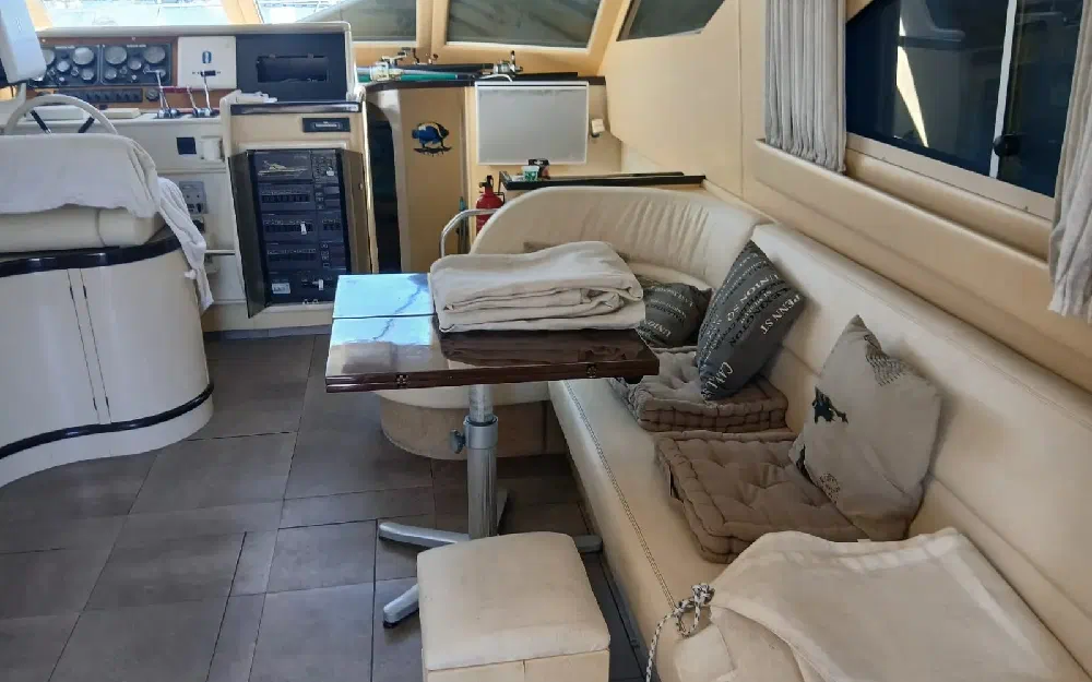 slider 6 Guy Couach  1200