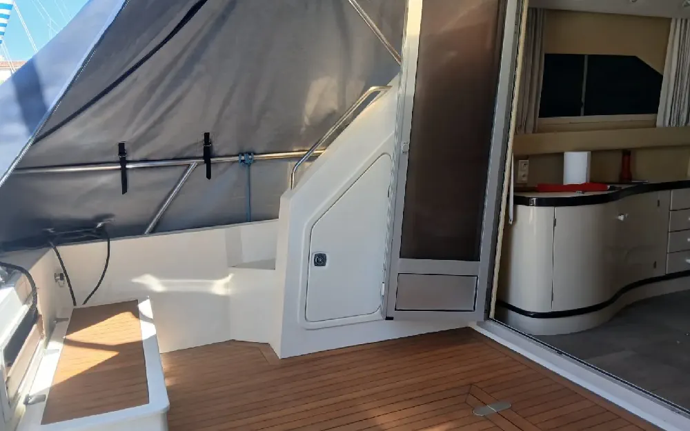 slider 8 Guy Couach  1200