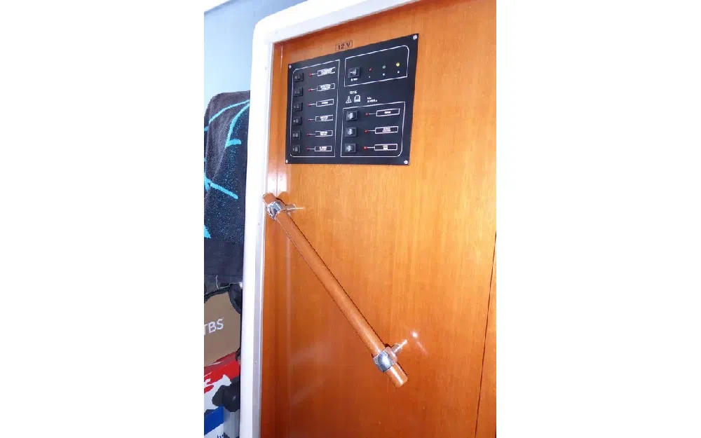 slider 13 Beneteau Antares Serie 9