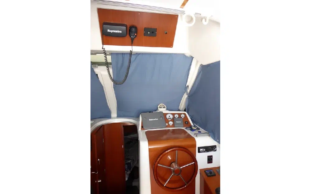 slider 22 Beneteau Antares Serie 9