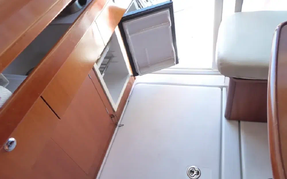 slider 28 Beneteau Antares Serie 9