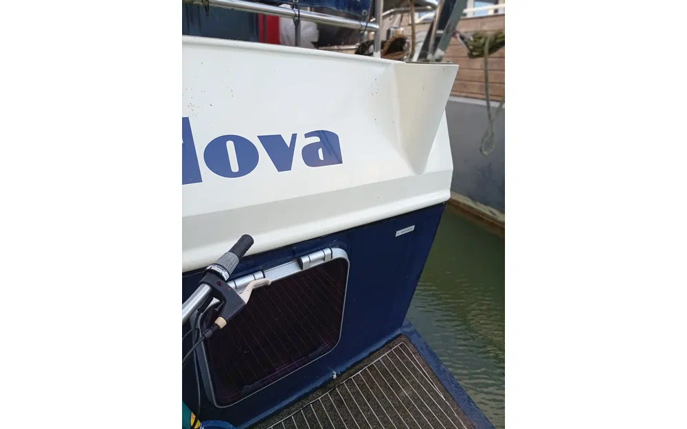 slider 46 Vedette Hollandaise AQUANAUT 1250 AK Catégorie B mer