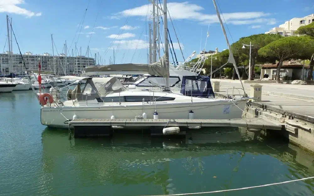 slider 18 Delphia  34