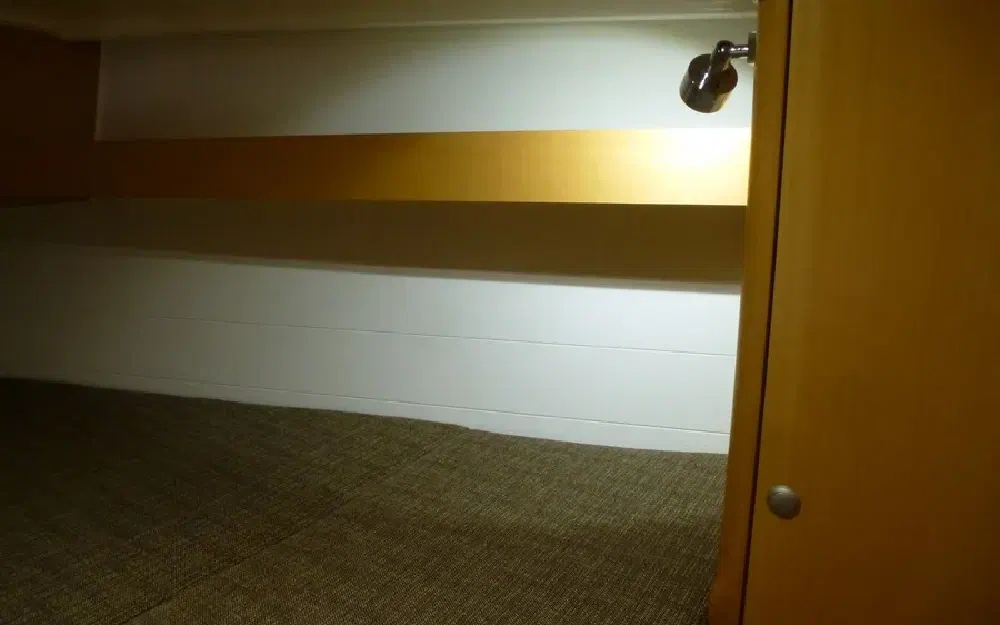 slider 32 Delphia  34