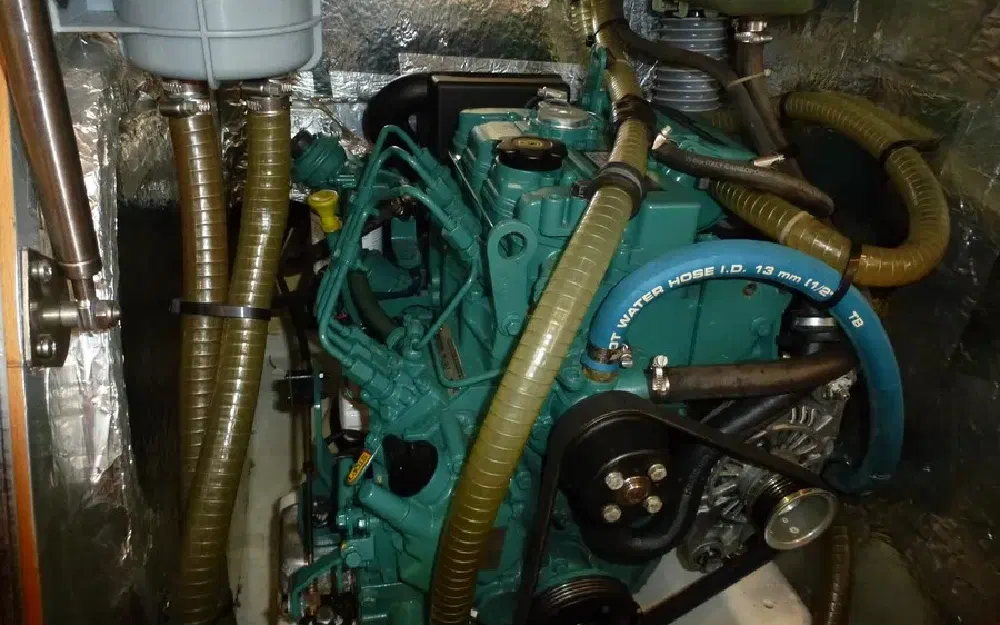 slider 38 Delphia  34