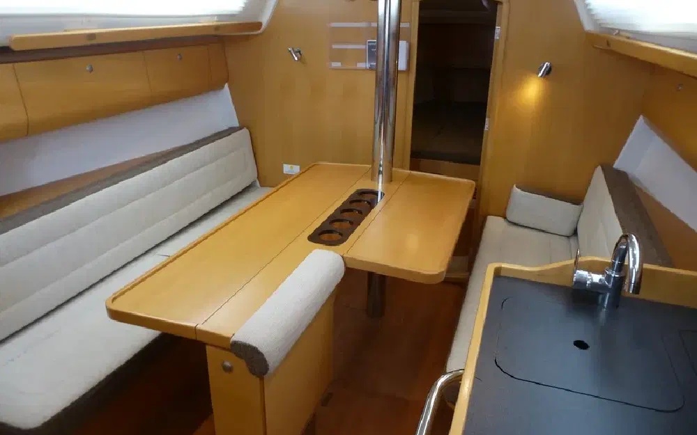 slider 39 Delphia  34