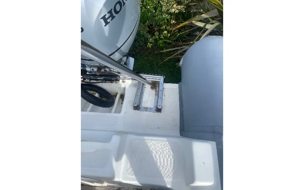 slider 10 Beluga  21 Superpro