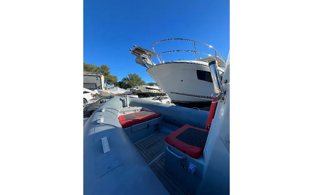 slider 8 Highfield Patrol 600