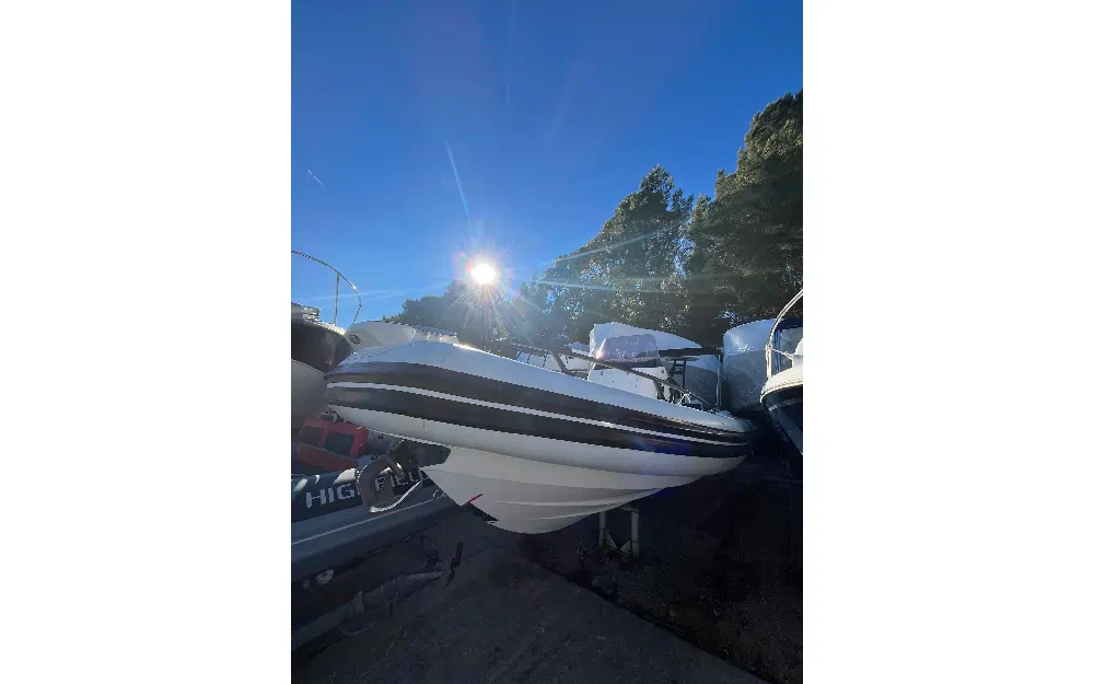 slider 9 Grand Golden Line G750