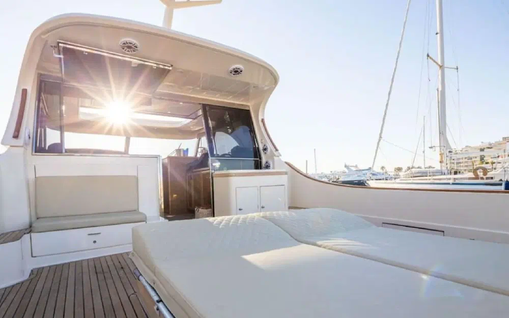 slider 6 Mochi Dolphin 51