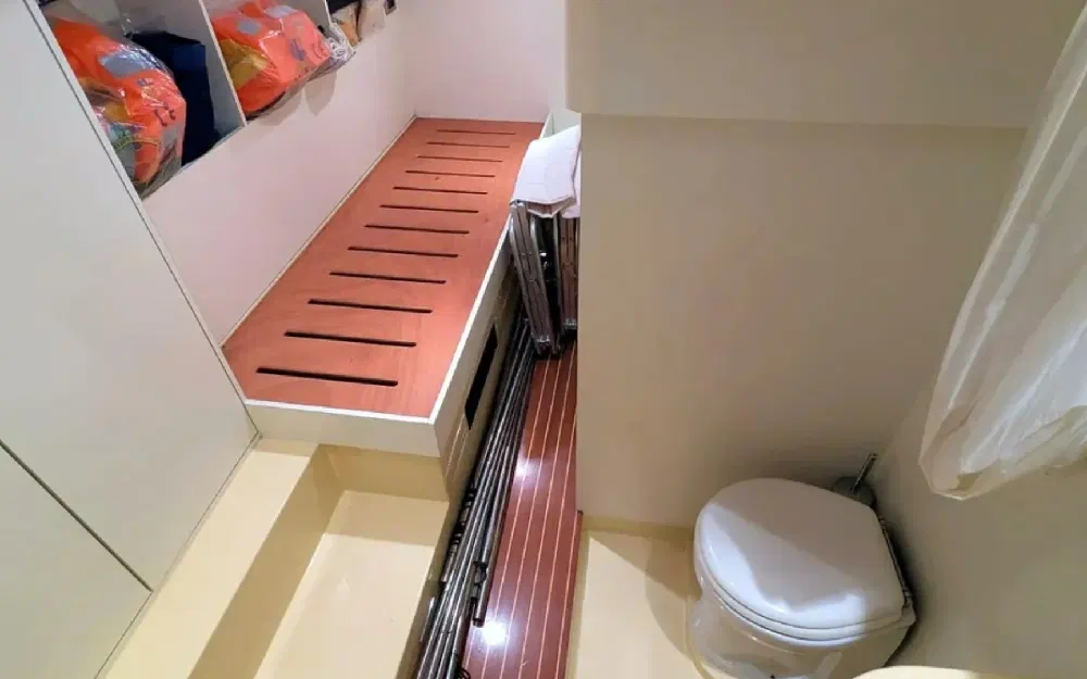 slider 17 Mochi Dolphin 51