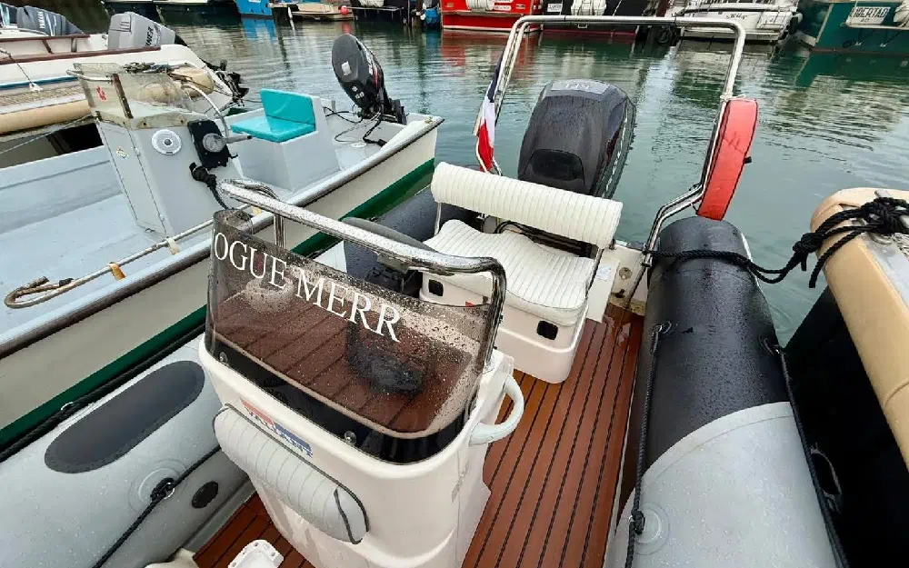 slider 9 Valiant  520 Vanguard