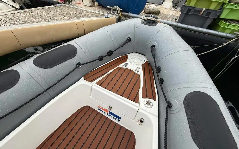 slider 3 Valiant  520 Vanguard