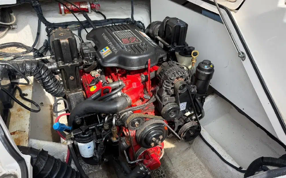 slider 16 Regal  2520 Fasdeck