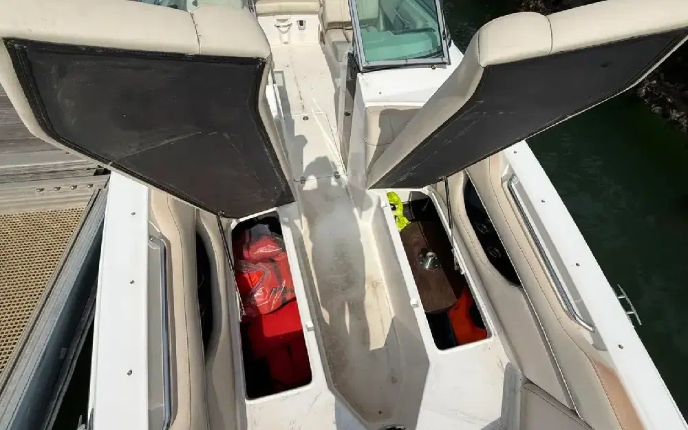 slider 13 Regal  2520 Fasdeck