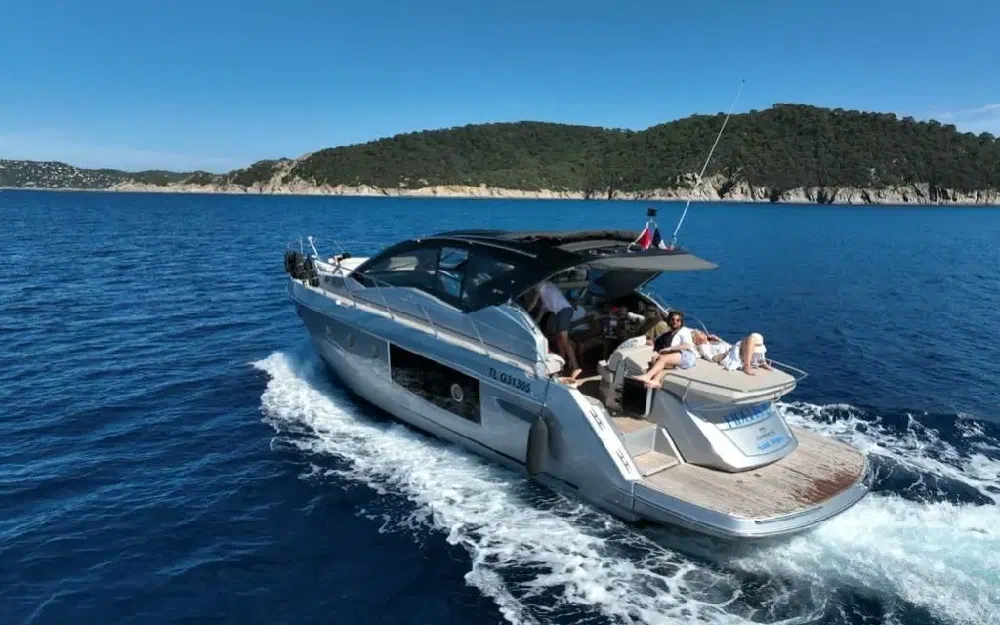 slider 2 Cranchi M 44 Hard Top