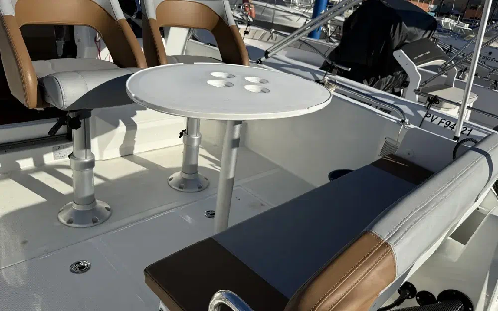 slider 11 Beneteau Flyer 6 SUNdeck