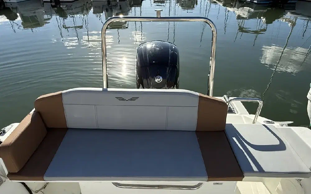slider 18 Beneteau Flyer 6 SUNdeck